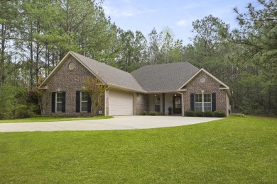 Lake Home Sale Pending in Sumrall, Mississippi