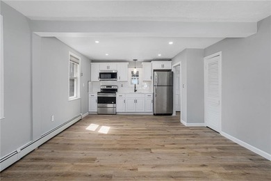 Unique two-family log cabin in the desirable Riverside area - photo 11