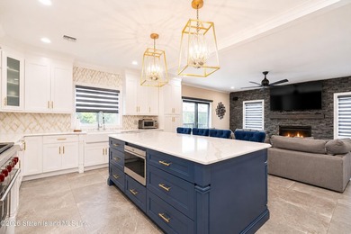 Welcome to 37 Torrice Loop - 2 Family Detach Home with a 1 - photo 19