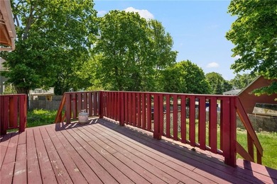 Unique two-family log cabin in the desirable Riverside area - photo 21