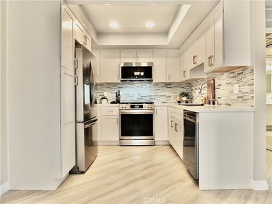 Beautifully updated Bluff Park condo just five blocks from the - photo 3