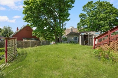 Unique two-family log cabin in the desirable Riverside area - photo 23