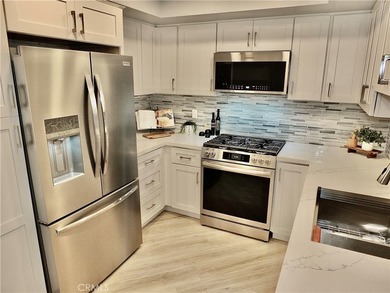 Beautifully updated Bluff Park condo just five blocks from the - photo 5