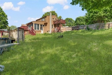 Unique two-family log cabin in the desirable Riverside area - photo 25