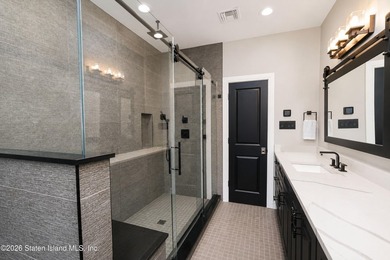 Welcome to 37 Torrice Loop - 2 Family Detach Home with a 1 - photo 27
