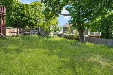 Unique two-family log cabin in the desirable Riverside area - photo 27