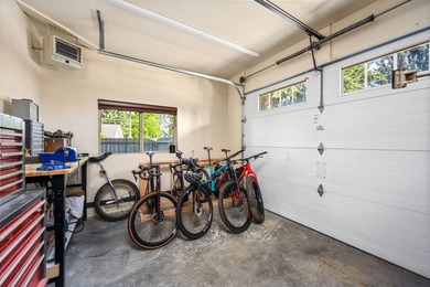 Welcome to The Tree House at Avondale Lane, a one-of-a-kind - photo 28