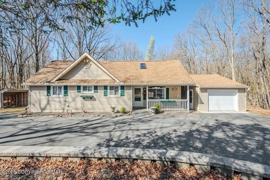 Indian Mountain Lakes Home For Sale in Albrightsville Pennsylvania