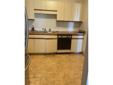 PRICE REDUCED. Waterfront 2 bedroom, 2 full bath unit. Panoramic - photo 3