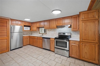 Enjoy seasonal lake views of Beaver Lake from this inviting - photo 8