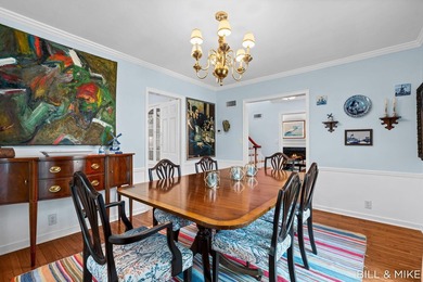 A rare opportunity to live right on the stretch of Lakeshore - photo 8