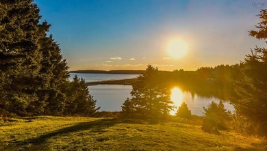 Kingsburg's Beach Hill is recognized by many as one of the most - photo 12