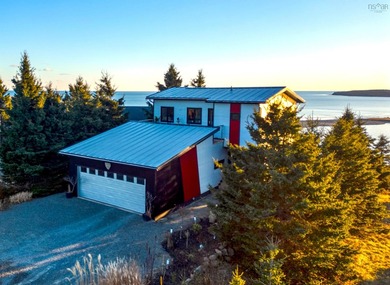 Kingsburg's Beach Hill is recognized by many as one of the most - photo 14