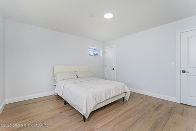Welcome to the Grant Street Estates! A private enclave of 4 New - photo 17