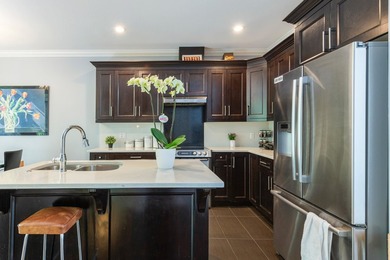 GUILDFORD GREEN complex! Fabulous CORNER unit offering nearly - photo 18