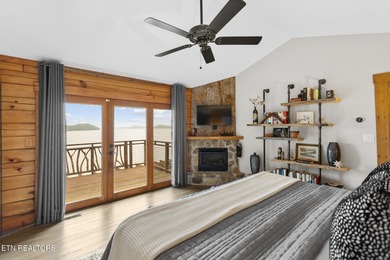 Rare Opportunity: Luxury Rustic-Modern Lakefront Retreat Wake up - photo 19