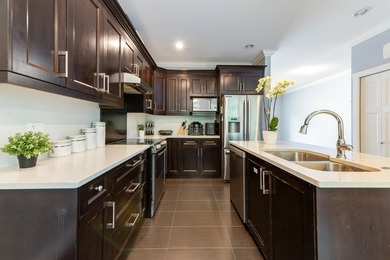 GUILDFORD GREEN complex! Fabulous CORNER unit offering nearly - photo 20