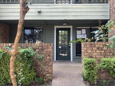 White Rock Lake Condo Active Under Contract in Dallas Texas