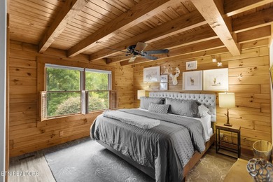 Rare Opportunity: Luxury Rustic-Modern Lakefront Retreat Wake up - photo 22