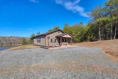 Welcome to this like new custom-built cottage where waterfront - photo 3