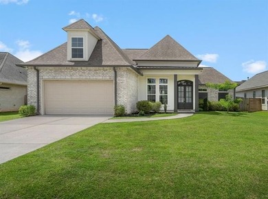 Lake Pontchartrain Home For Sale in Madisonville Louisiana