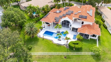 JUST LISTED! DO NOT MISS THIS OPPORTUNITY TO LIVE IN THE - photo 2