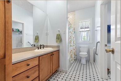 Welcome to your rare, Old Florida 1.45 Acre compound, steps away - photo 33