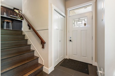 GUILDFORD GREEN complex! Fabulous CORNER unit offering nearly - photo 37