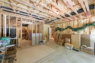 This exceptional luxury one owner home offers the rare - photo 49