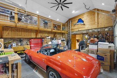 Rare Opportunity: Luxury Rustic-Modern Lakefront Retreat Wake up - photo 51