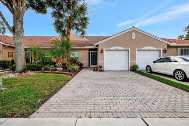 (private lake, pond, creek) Home For Sale in Boynton Beach Florida