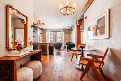 This is one of two beautifully-designed, front-facing units