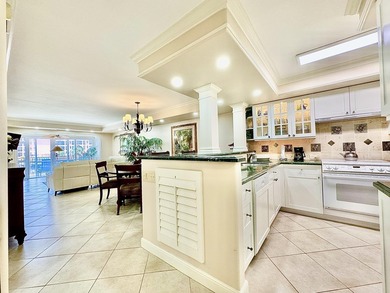 Rarely available, spacious split 2br, 2ba corner in San Remo - photo 9