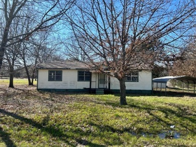 Lake Home Sale Pending in Bonham, Texas