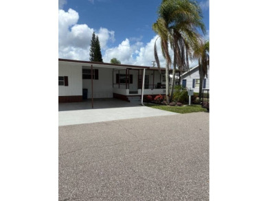 Lake Home For Sale in Lake Placid, Florida
