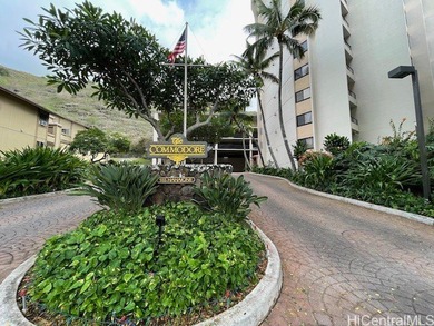 Unit is vacant, BBQ, Exercise room, meeting room, pool, on the