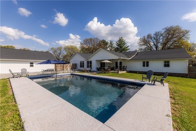 Welcome to The Bentonville Trailside Homestead, a beautifully - photo 6