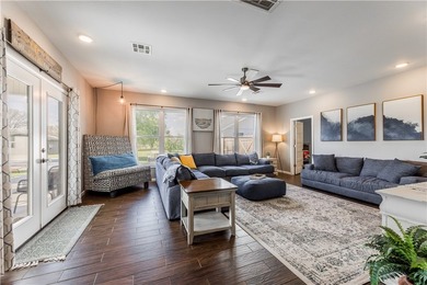 Welcome to The Bentonville Trailside Homestead, a beautifully - photo 10