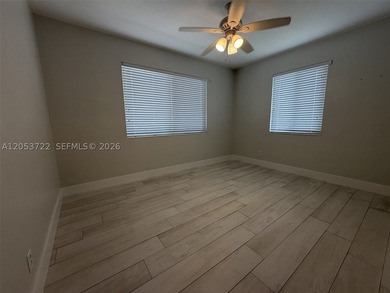 Ideally located just minutes from Coral Gables and South Miami - photo 33