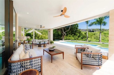 Elegant 6-bedroom villa with views of the Farallon | Fully - photo 4