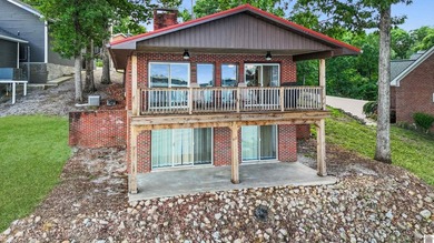 Experience waterfront living at its finest in this exceptional 3 - photo 2