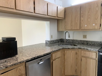 Beautiful 2BR/2BA condo with pond views from the private patio - photo 5
