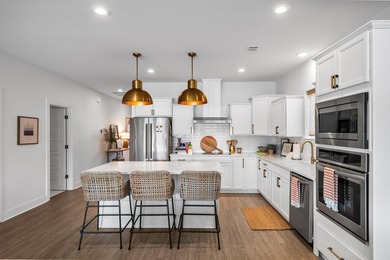 Welcome to this beautiful 4-bedroom, 3.5-bath lake home in the - photo 12
