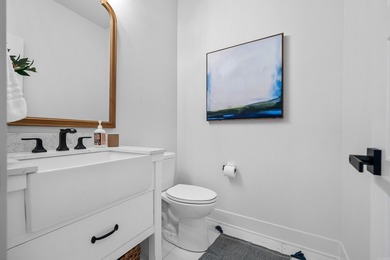 Welcome to this beautiful 4-bedroom, 3.5-bath lake home in the - photo 19