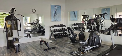 Beautiful VILLA located in BISCAYNE LANDING, a newer gated - photo 25