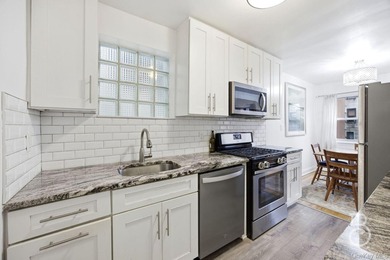 Coveted layout in a prime Astoria location with added upside - photo 4