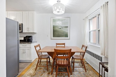Coveted layout in a prime Astoria location with added upside - photo 6