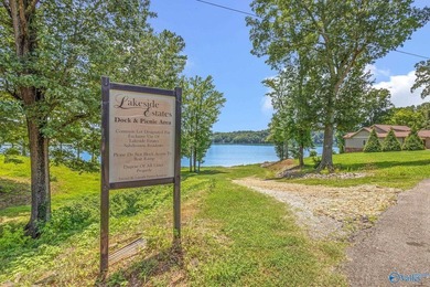 Peaceful 3-story lakefront home with stunning water views - photo 38
