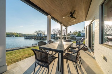 Welcome to this beautiful 4-bedroom, 3.5-bath lake home in the - photo 39