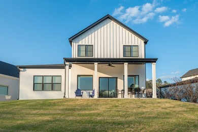 Welcome to this beautiful 4-bedroom, 3.5-bath lake home in the - photo 44